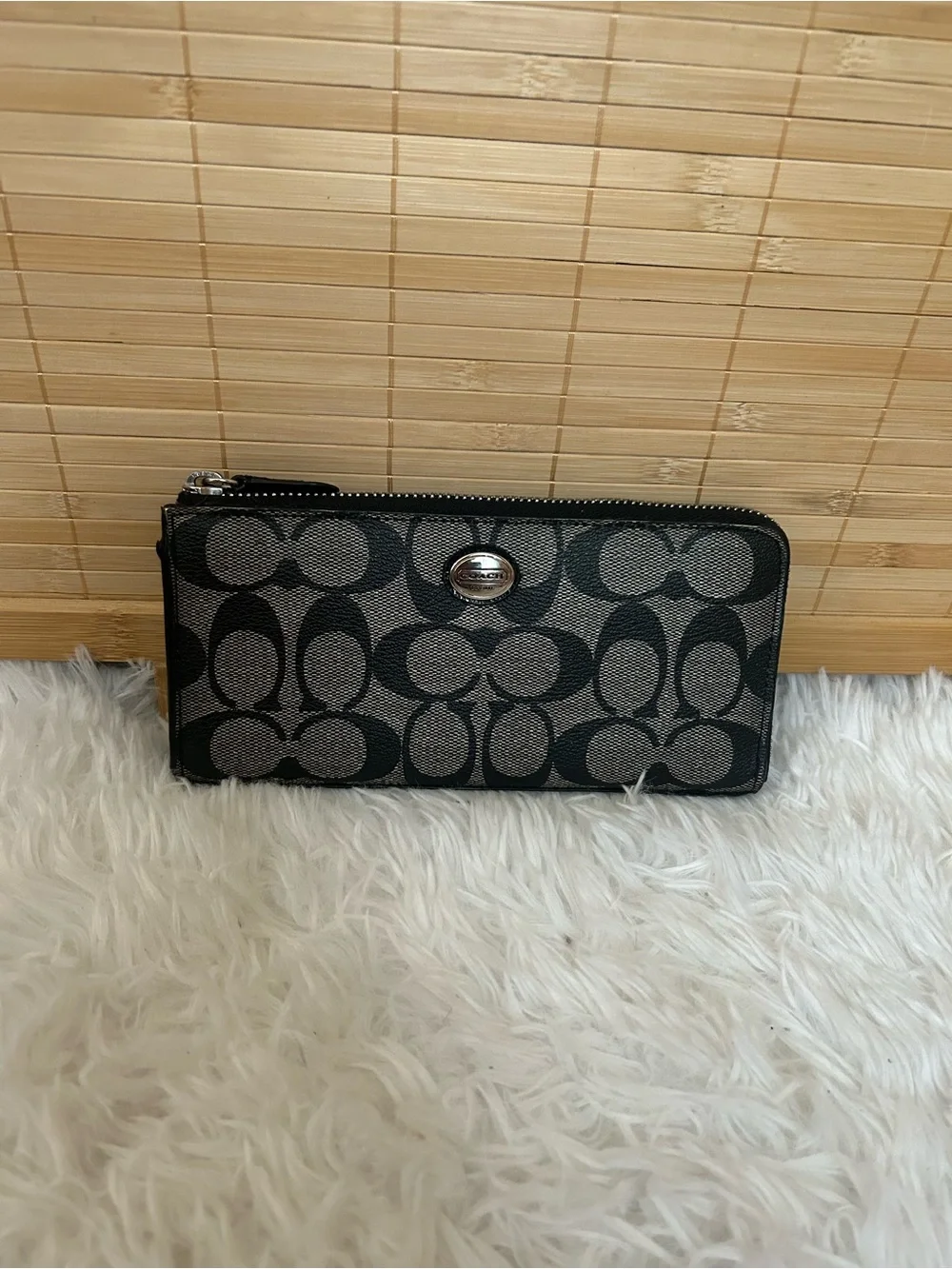 Coach Peyton Signature slim zip-around wallet black grey canvas cardholder